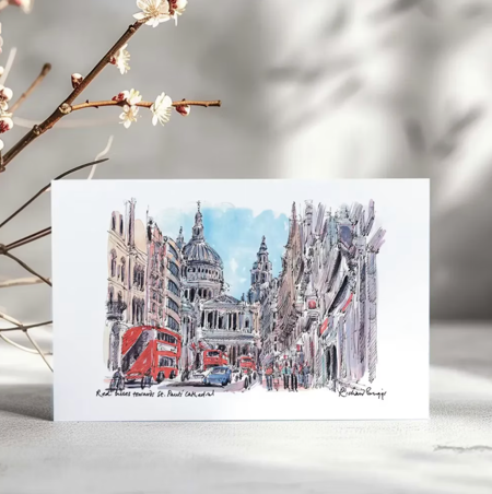 Red Buses Towards St. Paul's Cathedral